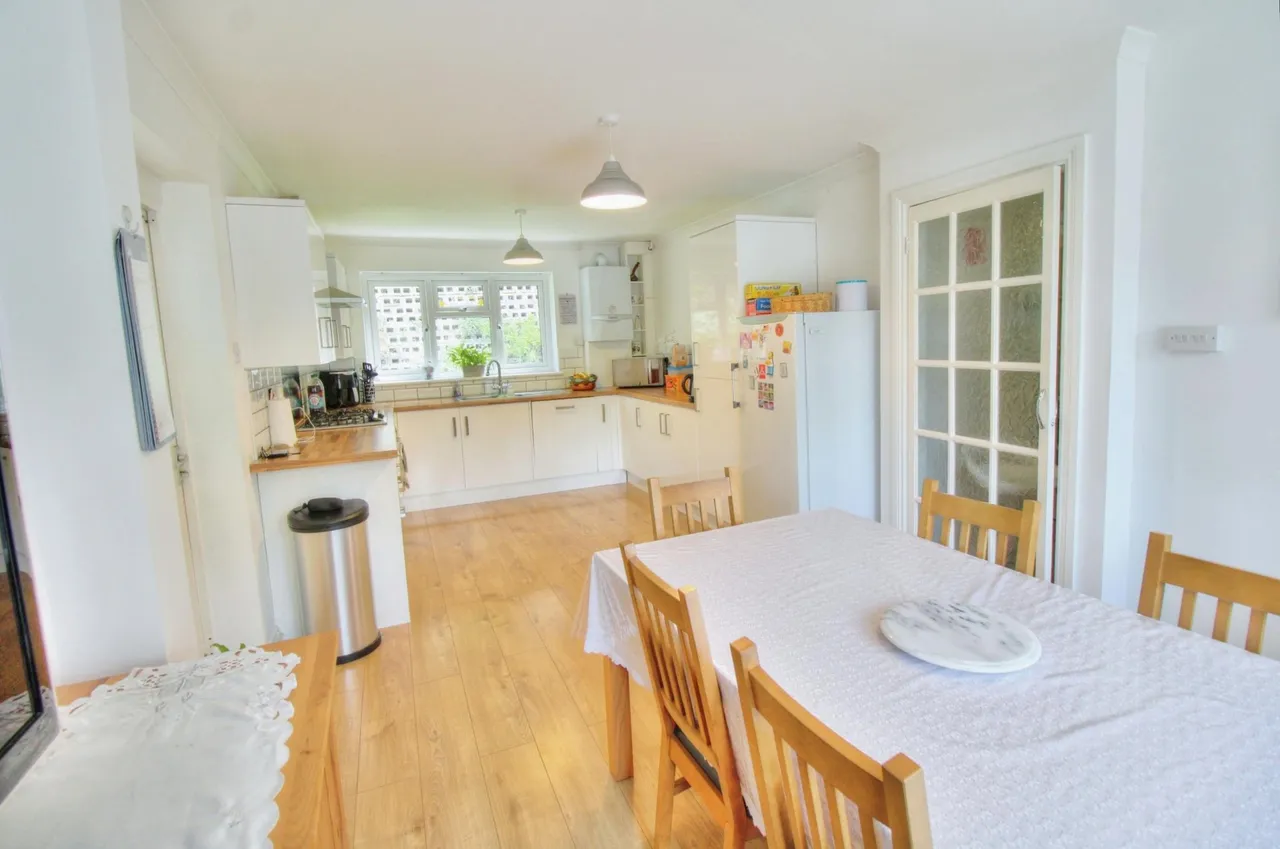 Beech Glen, Bracknell, RG12, photo 2