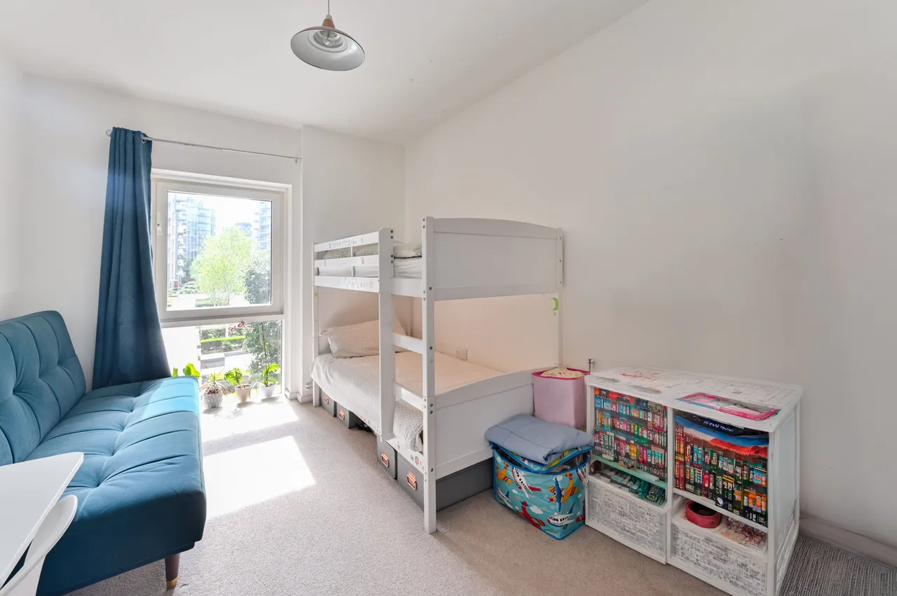 18 Flotilla House, Battersea Reach, Juniper Drive, London, photo 8
