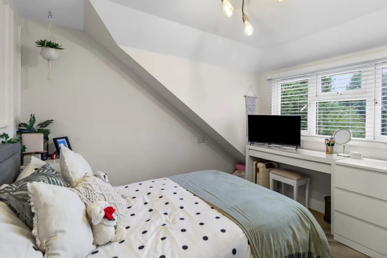 Springfield, East Grinstead, RH19, photo 21