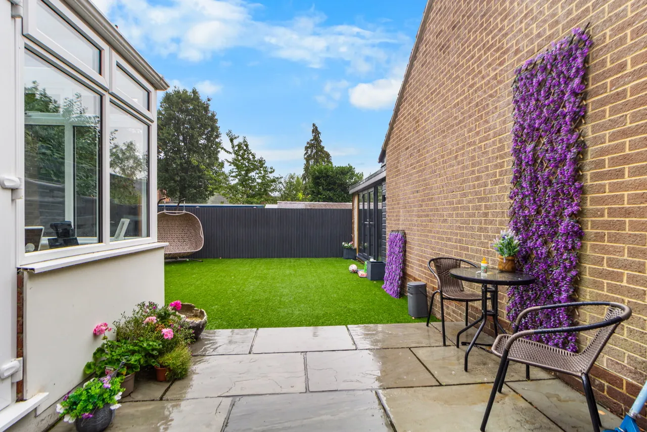 Springfield, East Grinstead, RH19, photo 8