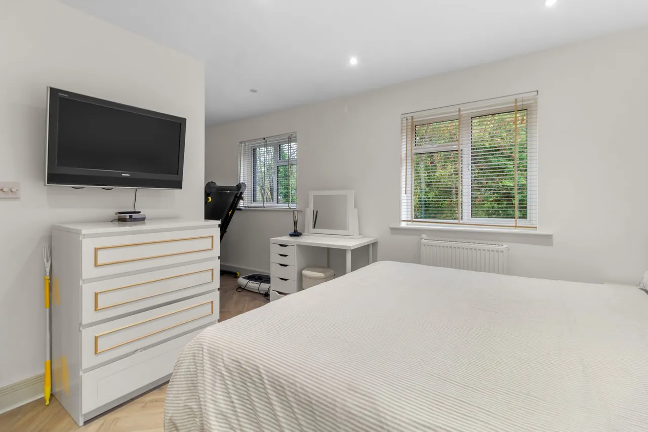Springfield, East Grinstead, RH19, photo 16