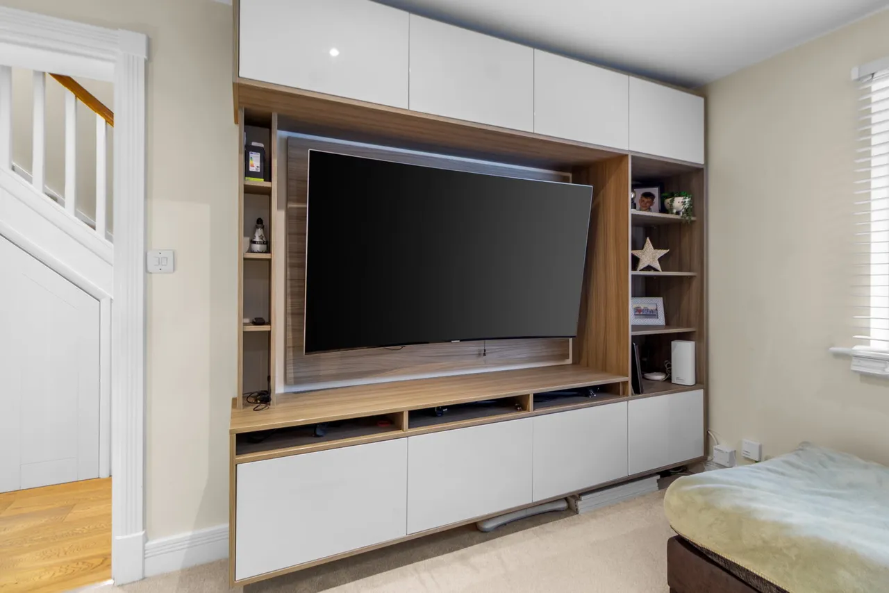 Springfield, East Grinstead, RH19, photo 12