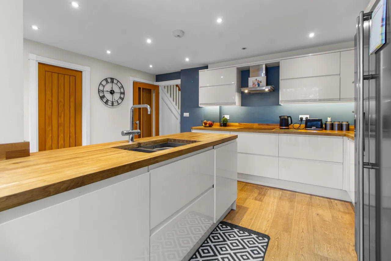 Springfield, East Grinstead, RH19, photo 7