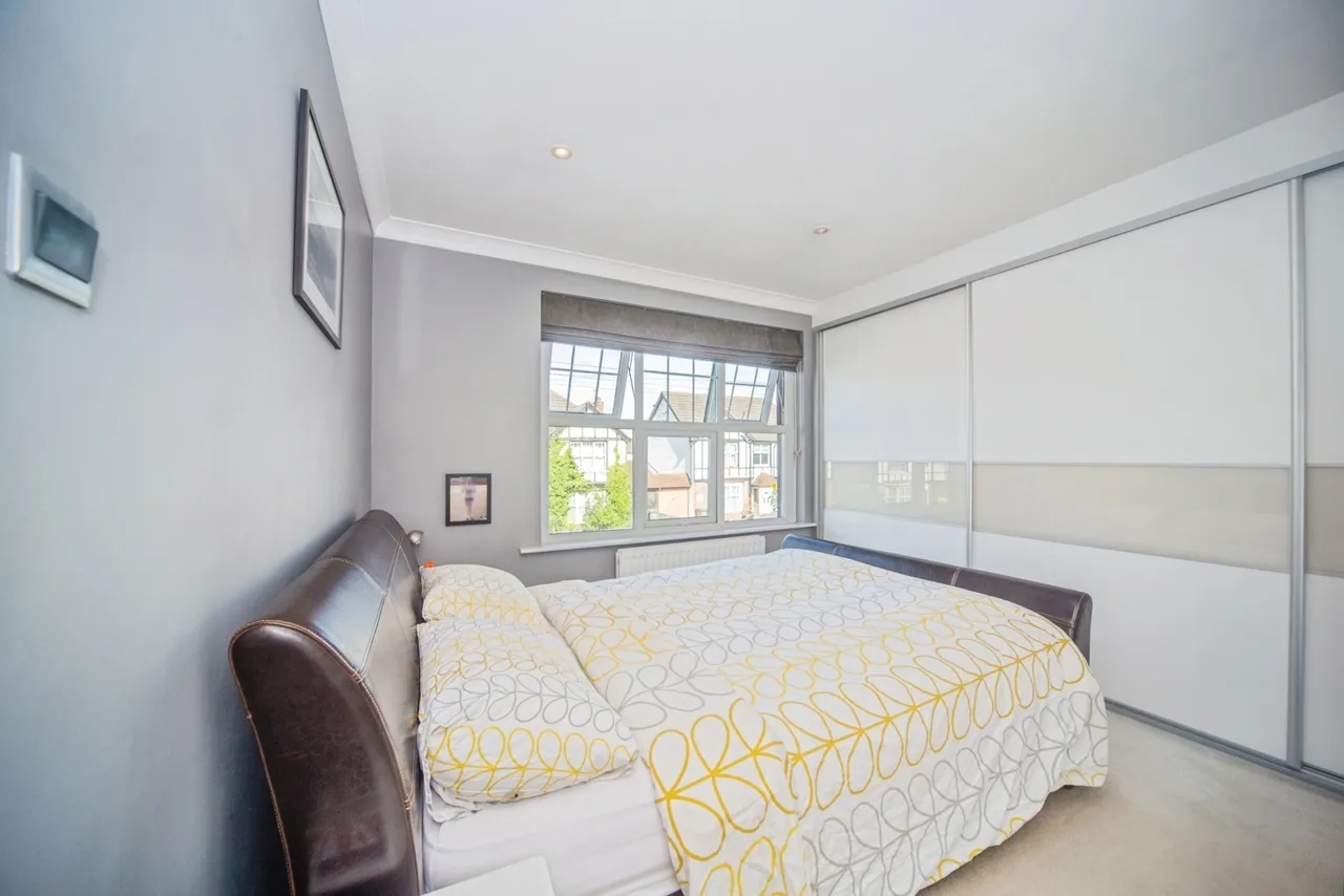 Lansdowne Road, Regents Park, SO15, photo 9
