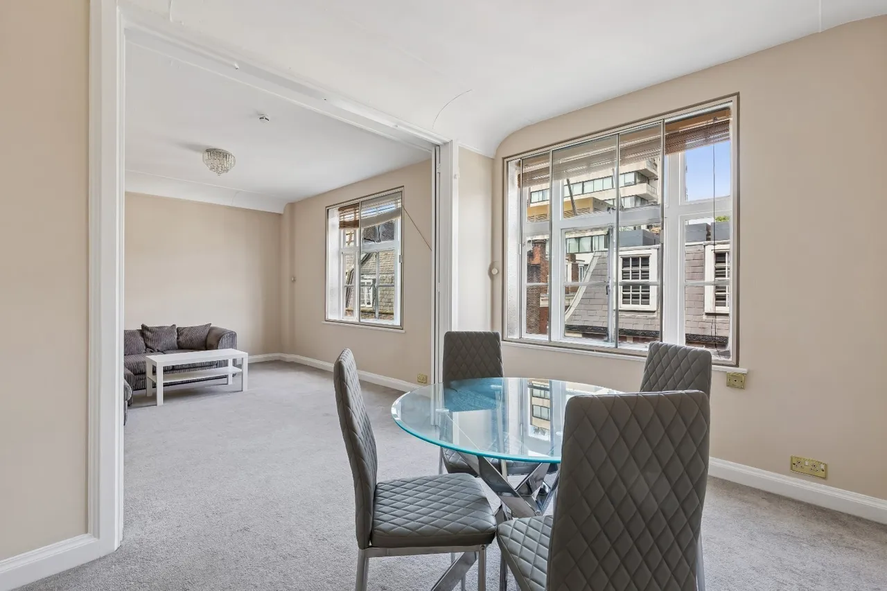 Hertford Street, London, W1J, photo 4