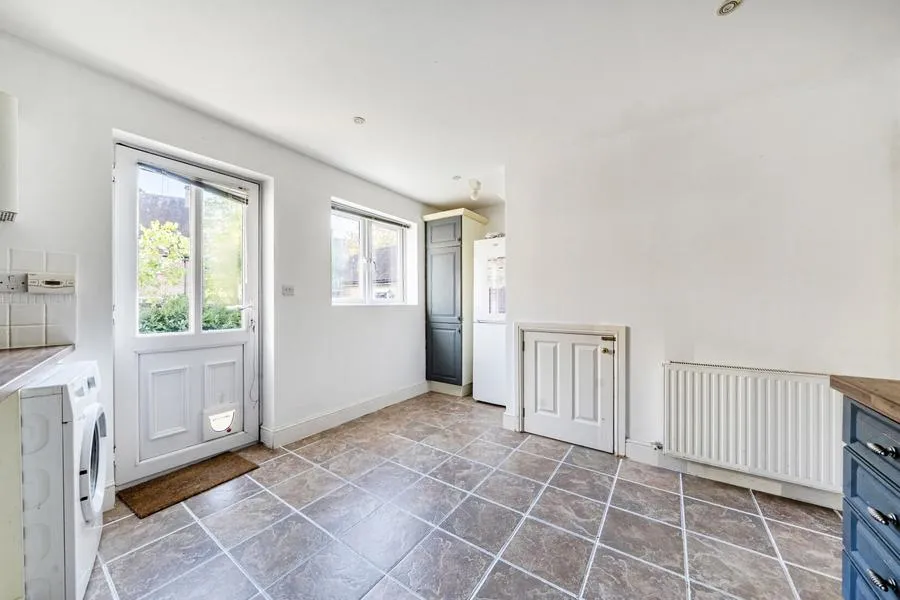 Haysoms Drive, Greenham, RG19, photo 9