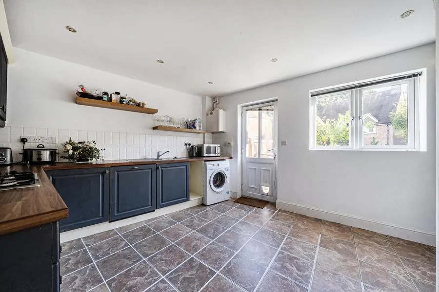 Haysoms Drive, Greenham, RG19, photo 8
