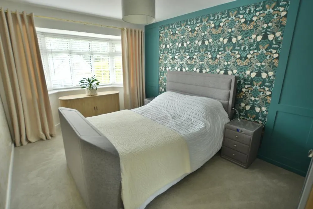 Hull Crescent, Bearwood, BH11, photo 11
