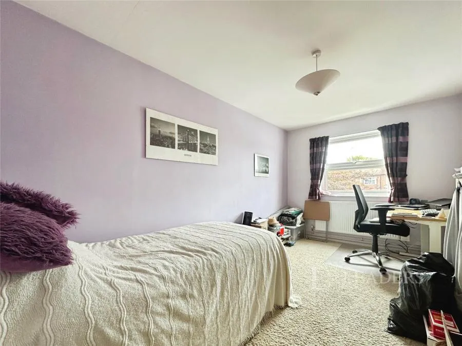 The Broadway, Loughton, IG10, photo 7