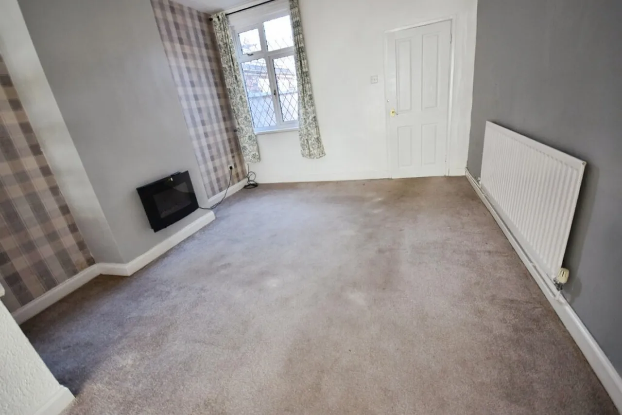 Buxton Street, Sneyd Green, photo 3