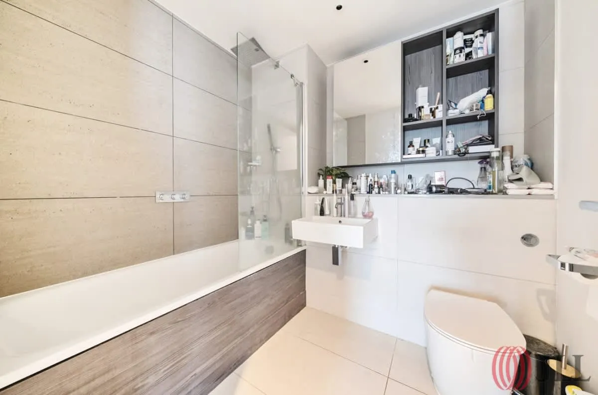Marshgate Lane, Stratford, E15, photo 12
