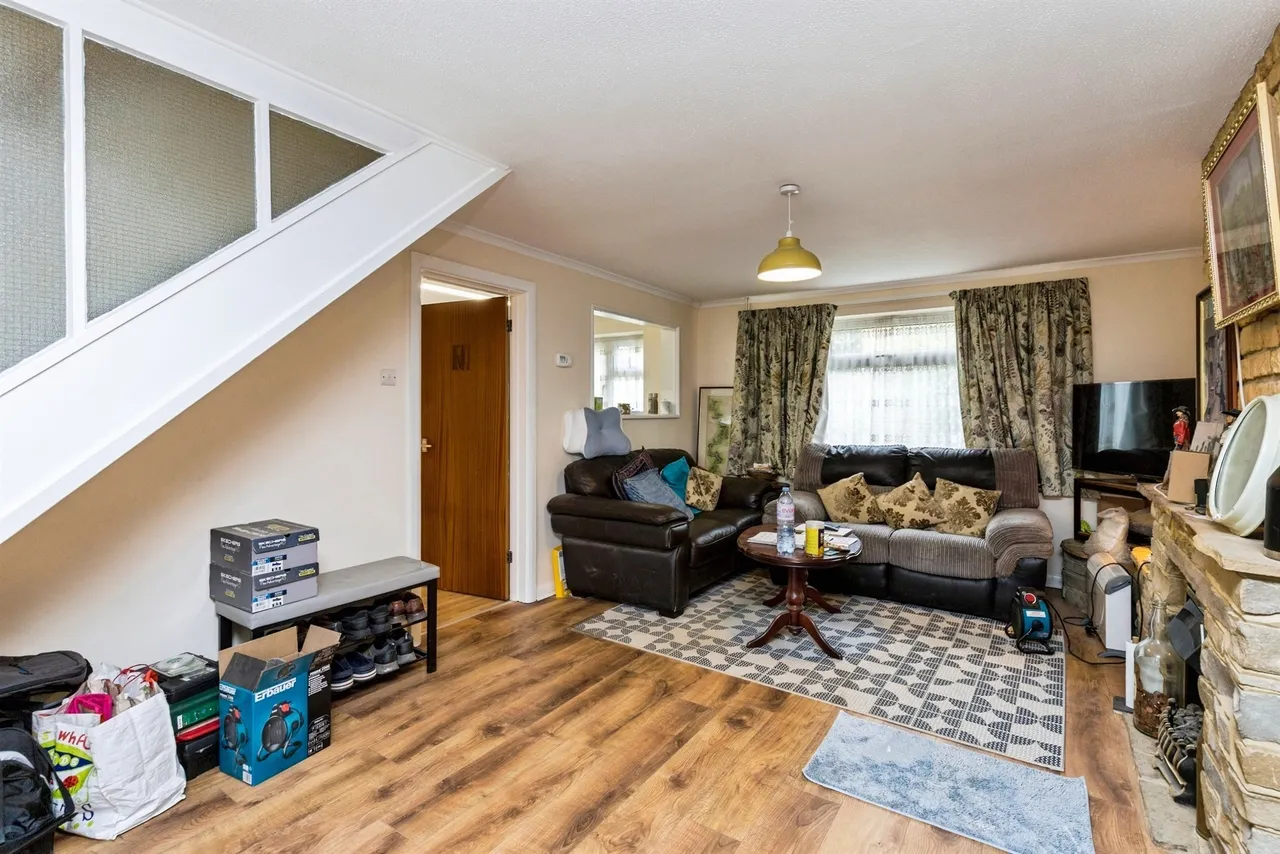 Petworth Drive, Burgess Hill, RH15, photo 3