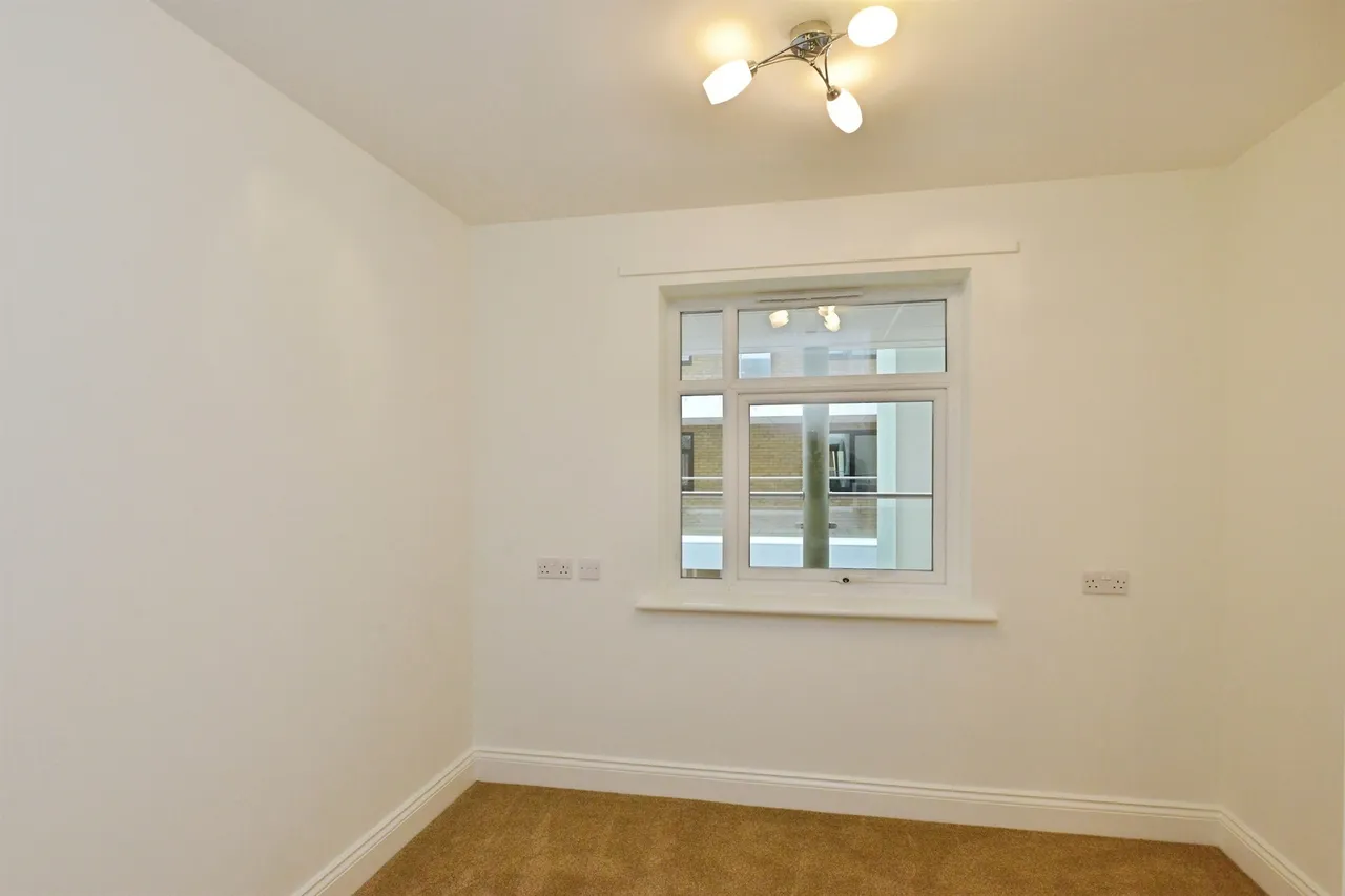 Westbury Lane, Newport Pagnell, photo 9