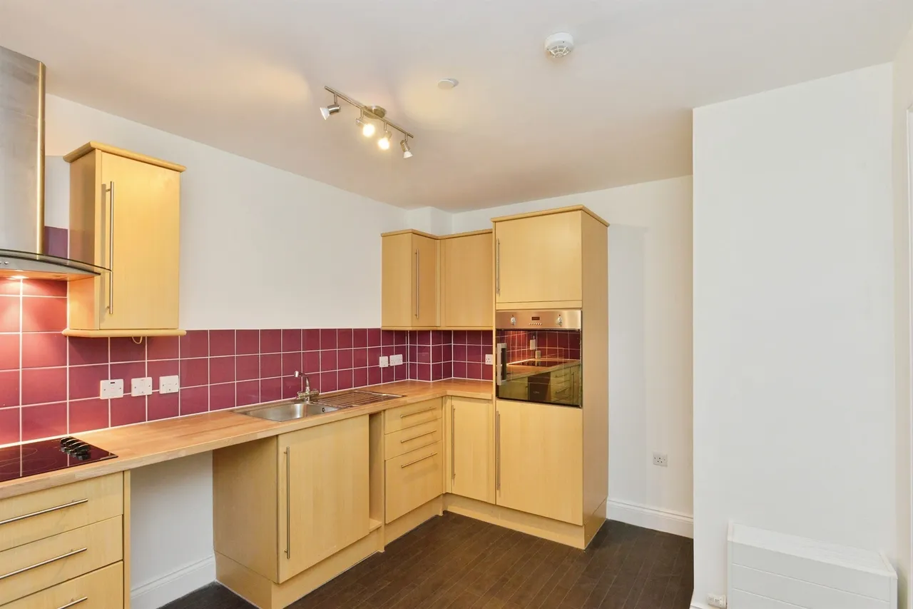 Westbury Lane, Newport Pagnell, photo 6