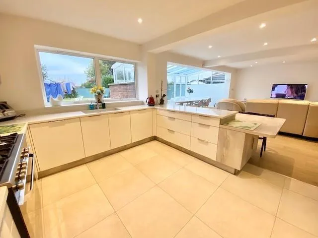 Ashridge Drive, Bricket Wood, AL2, photo 5