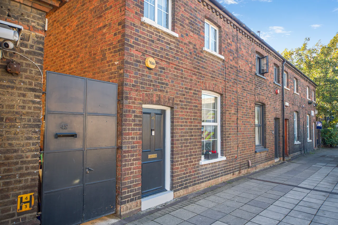 Old Oak Lane, London, NW10, photo 2