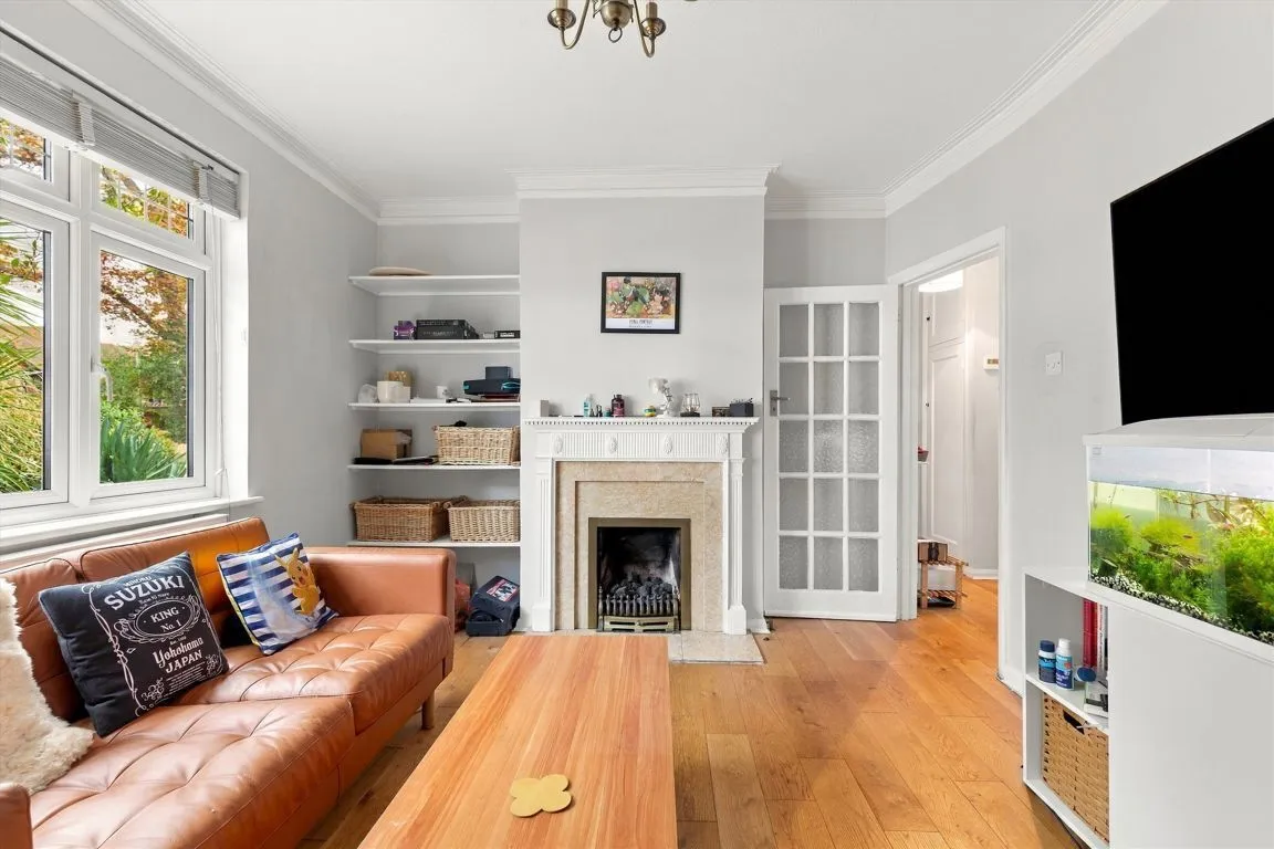 Queens Road, TW11, photo 3