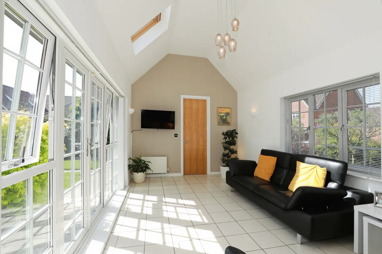 Wychwood Park, Crewe, CW2, photo 8