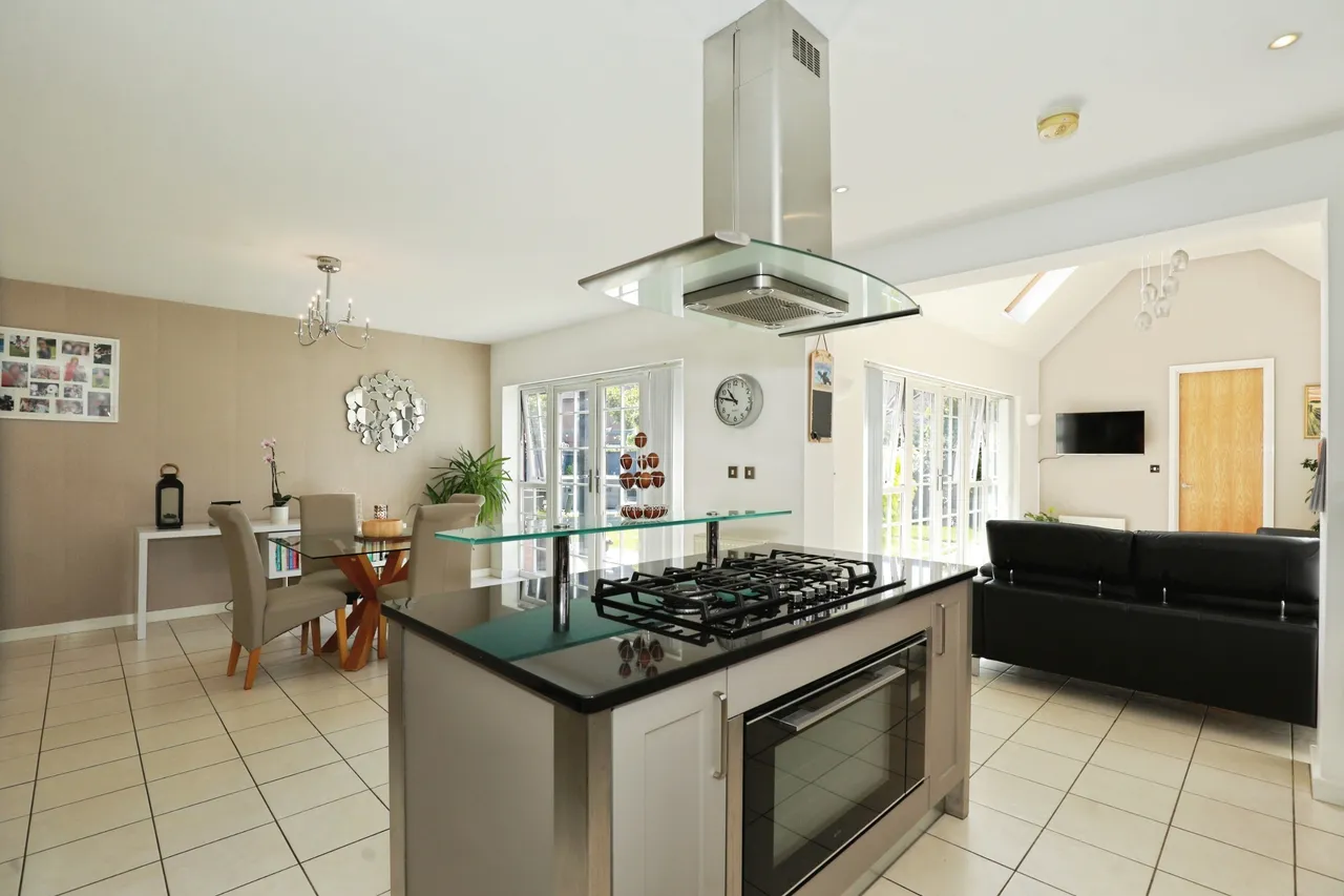 Wychwood Park, Crewe, CW2, photo 12