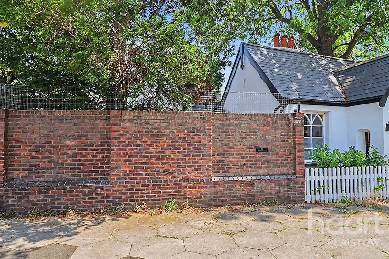 Plaistow, Newham, E13, photo 22