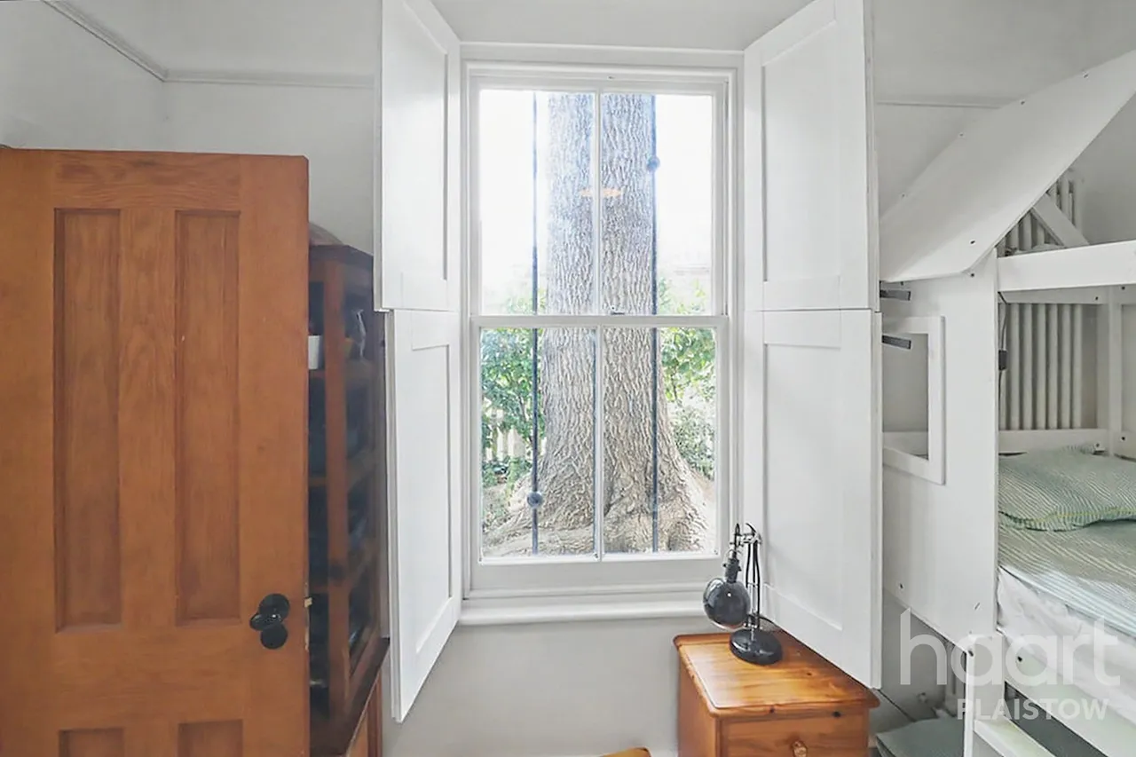 Plaistow, Newham, E13, photo 13