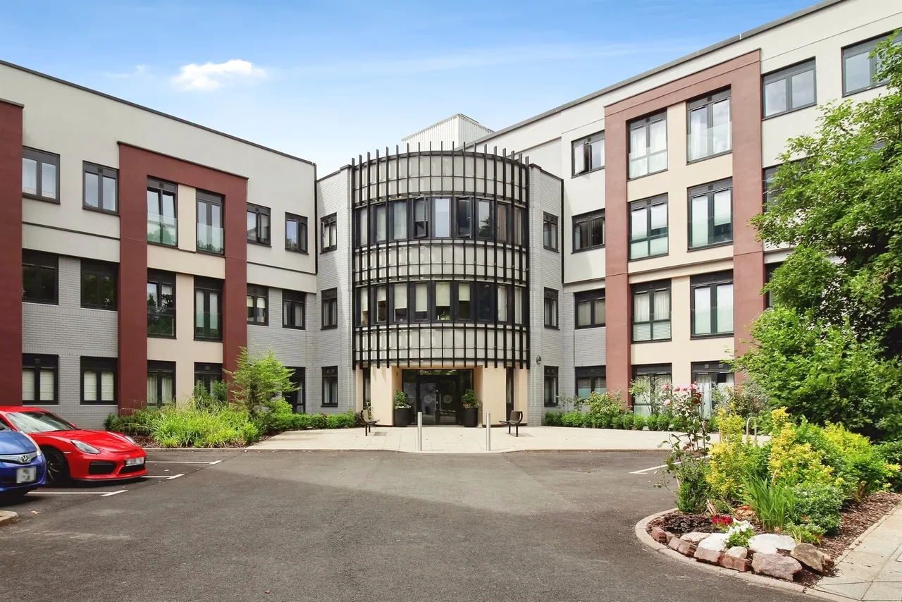 1 bed flat for sale — Streetsbrook Road, Solihull