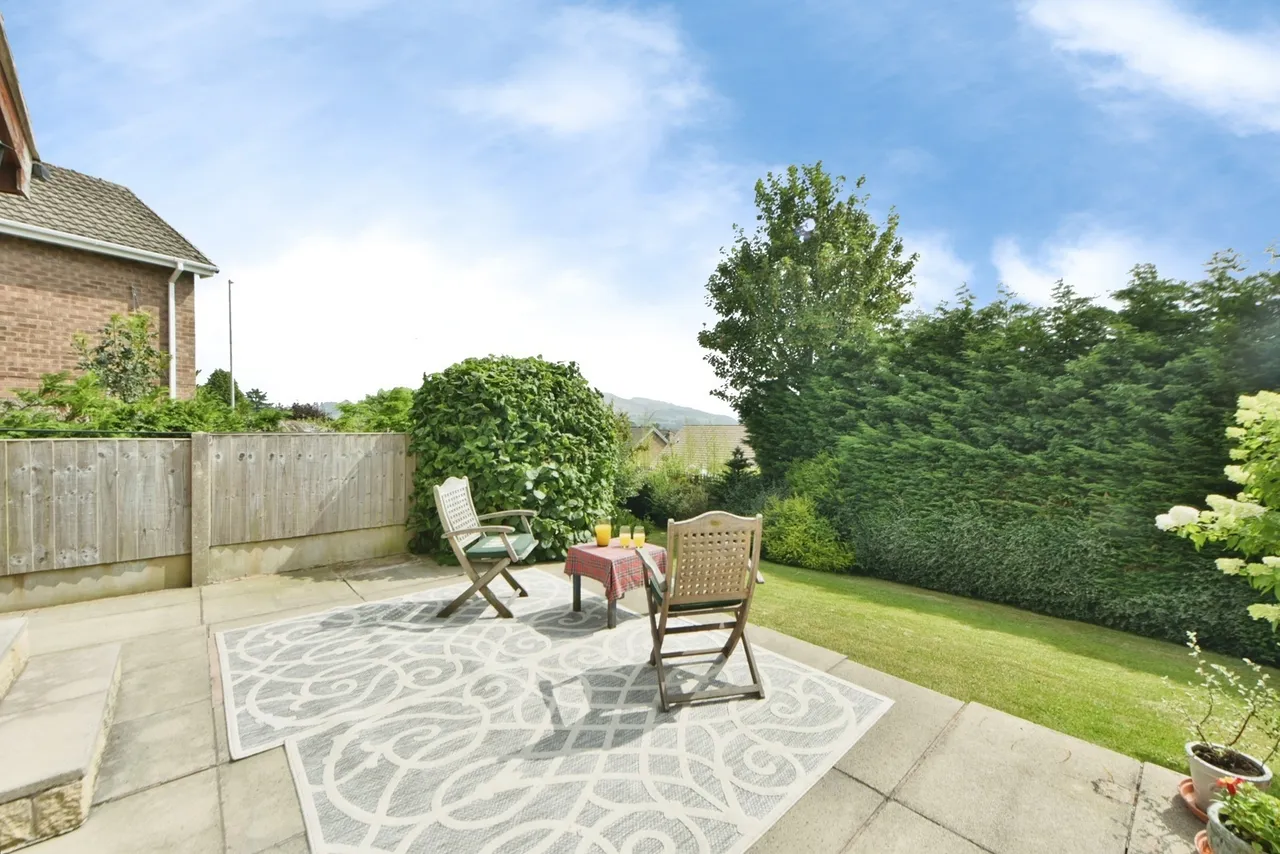 Meadow Close, Whaley Bridge, High Peak, Derbyshire, SK23, photo 11
