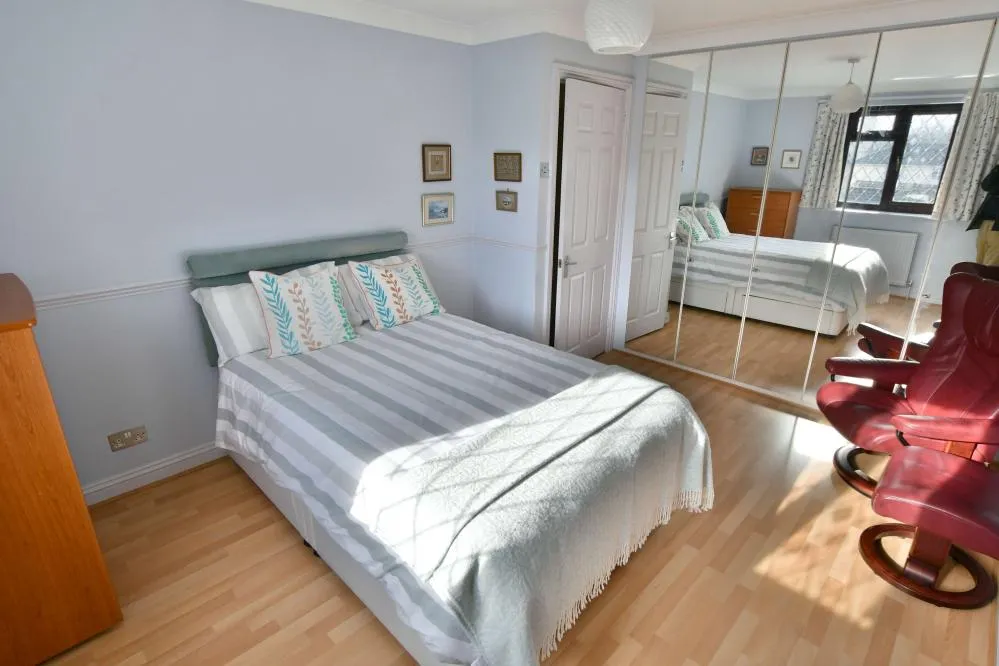 Lewens Close, Wimborne, BH21, photo 11