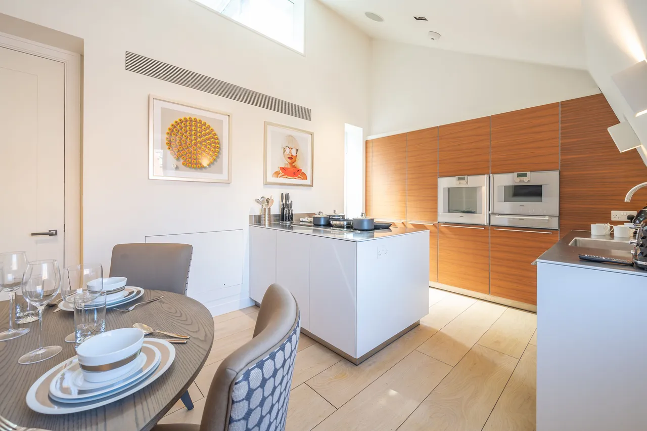 Apartment 4.01, 62 Green Street, London, photo 8