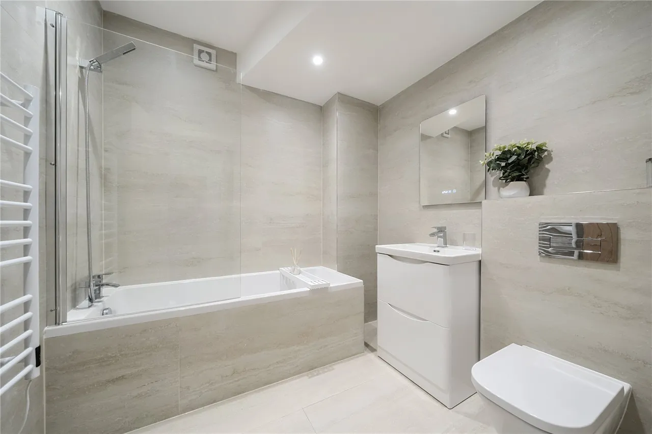 Springbank Road, SE13, photo 5
