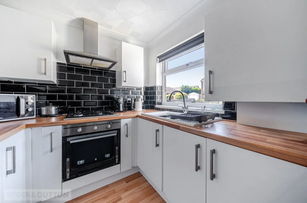 Heathmoor Way, Halifax, HX2, photo 7