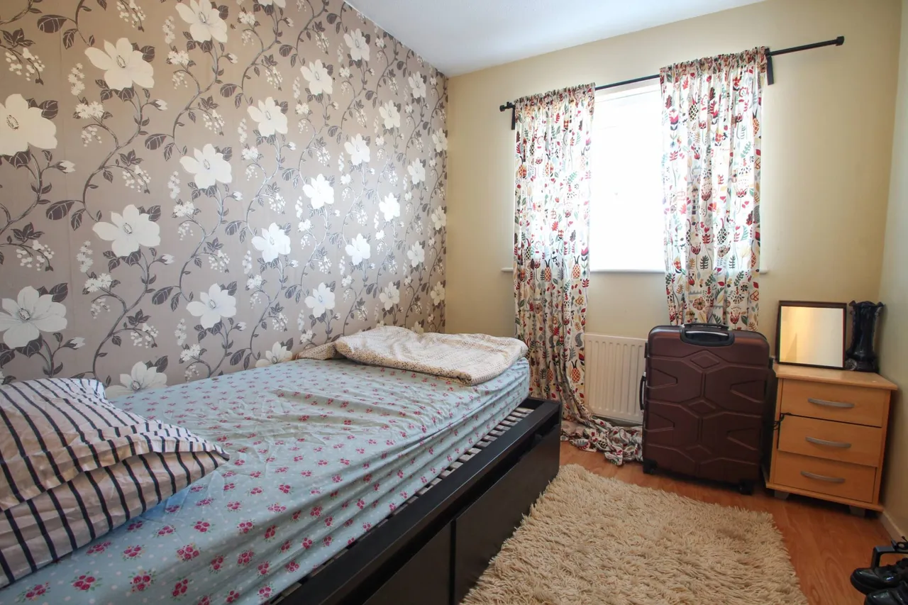 Amhurst Walk, London, Greater London, SE28, photo 6