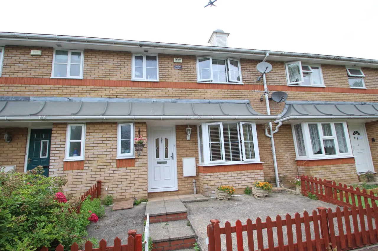 3 bed house for sale — Amhurst Walk, London, Greater London, SE28