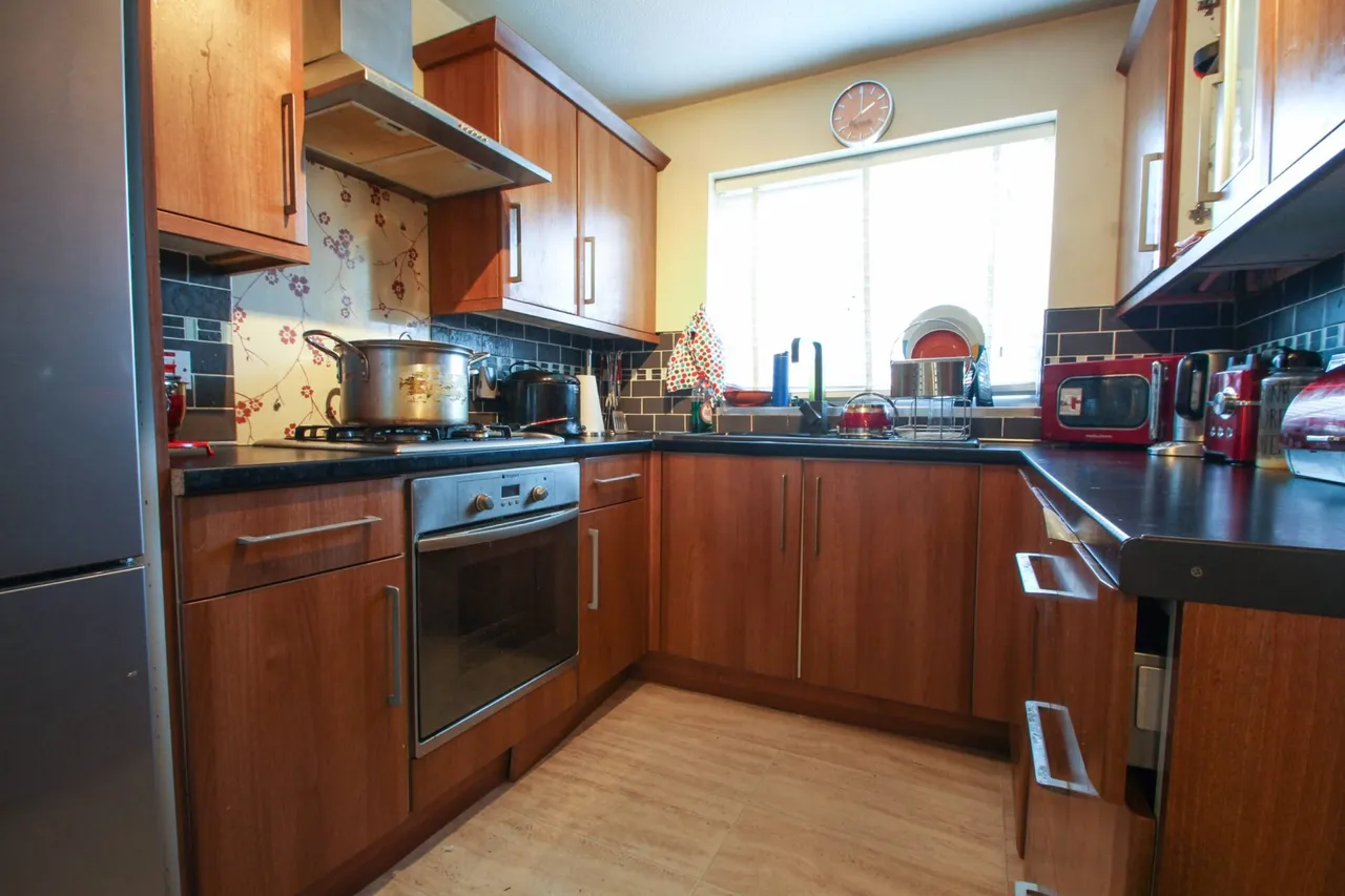 Amhurst Walk, London, Greater London, SE28, photo 2