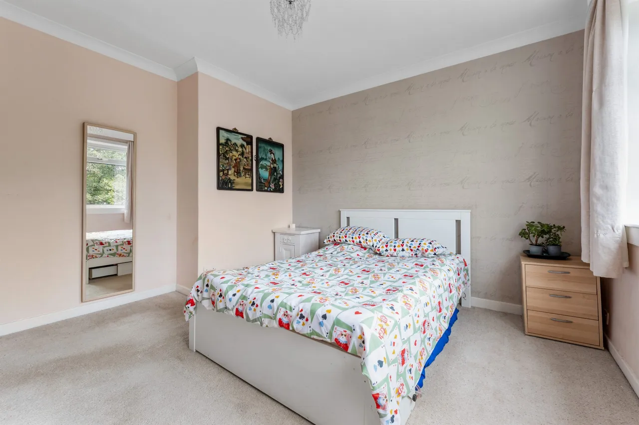 Kirkvale Drive, Newton Mearns, photo 8