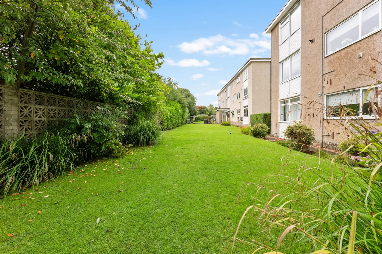 Kirkvale Drive, Newton Mearns, photo 19
