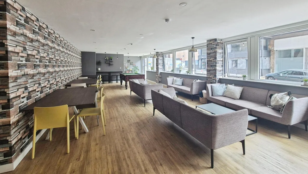 The Midway, Newcastle, ST5, photo 8