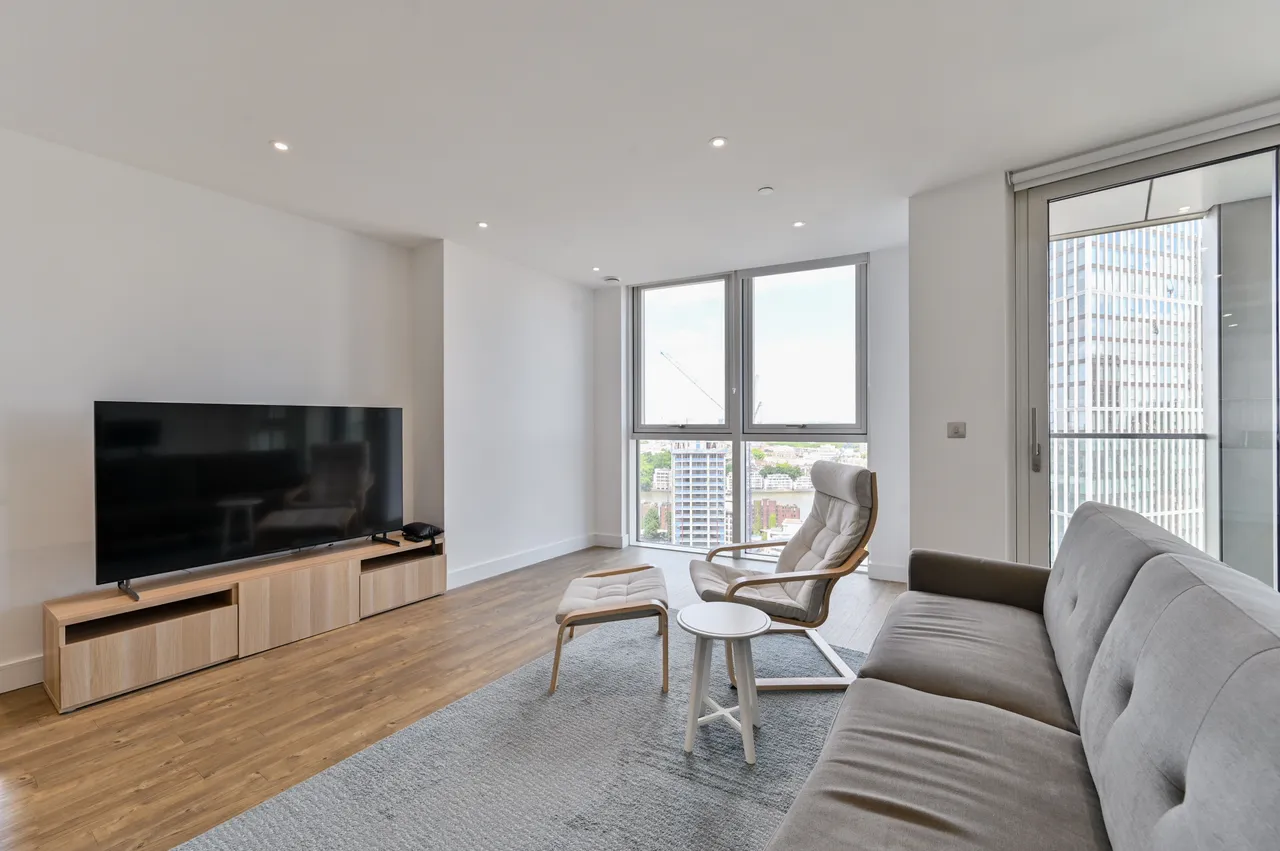 Flat 166, Gladwin Tower, 50 Wandsworth Road, London, photo 10