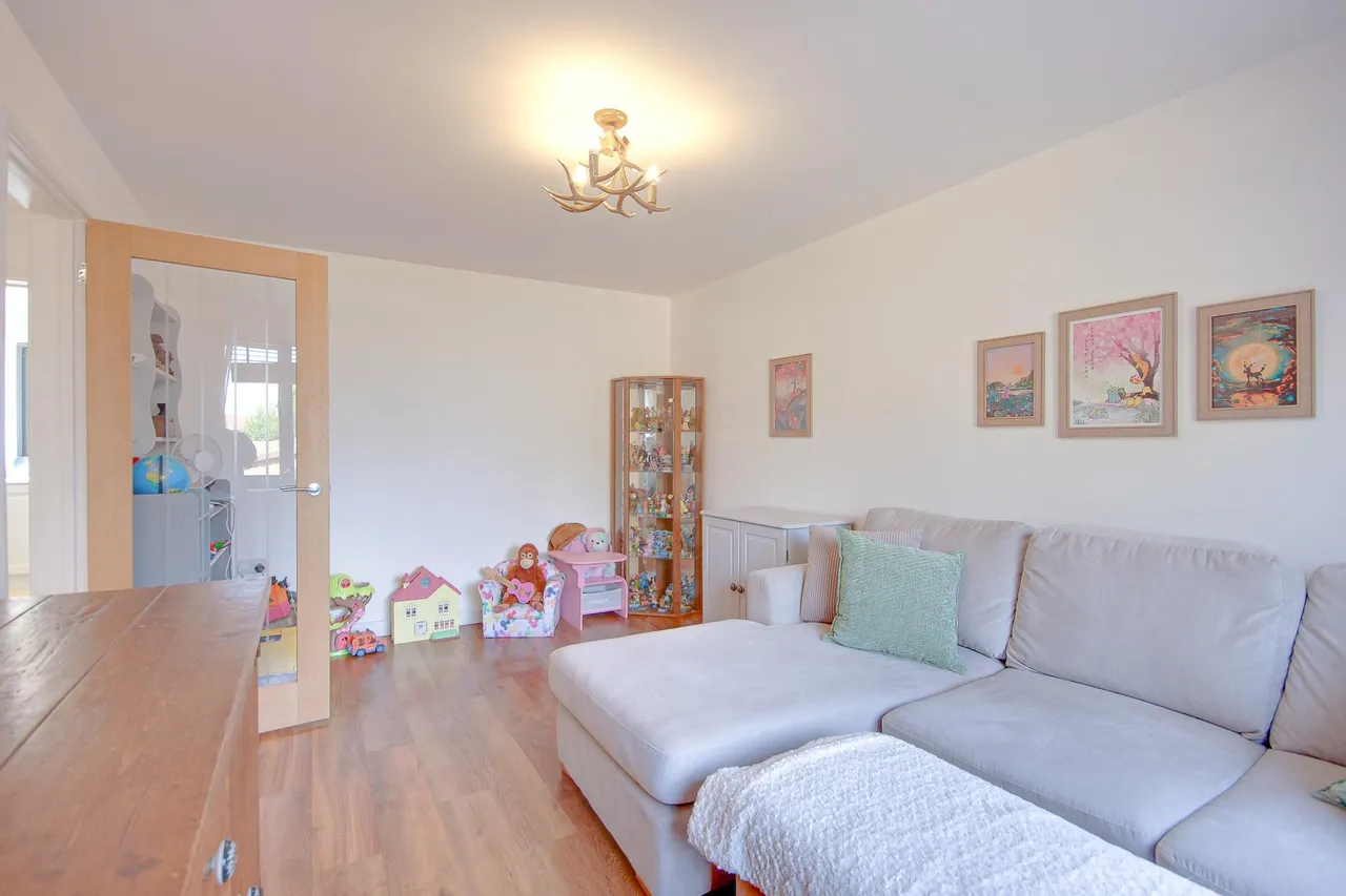 Elmgrove Estate, Hardwicke, Gloucester, GL2, photo 5