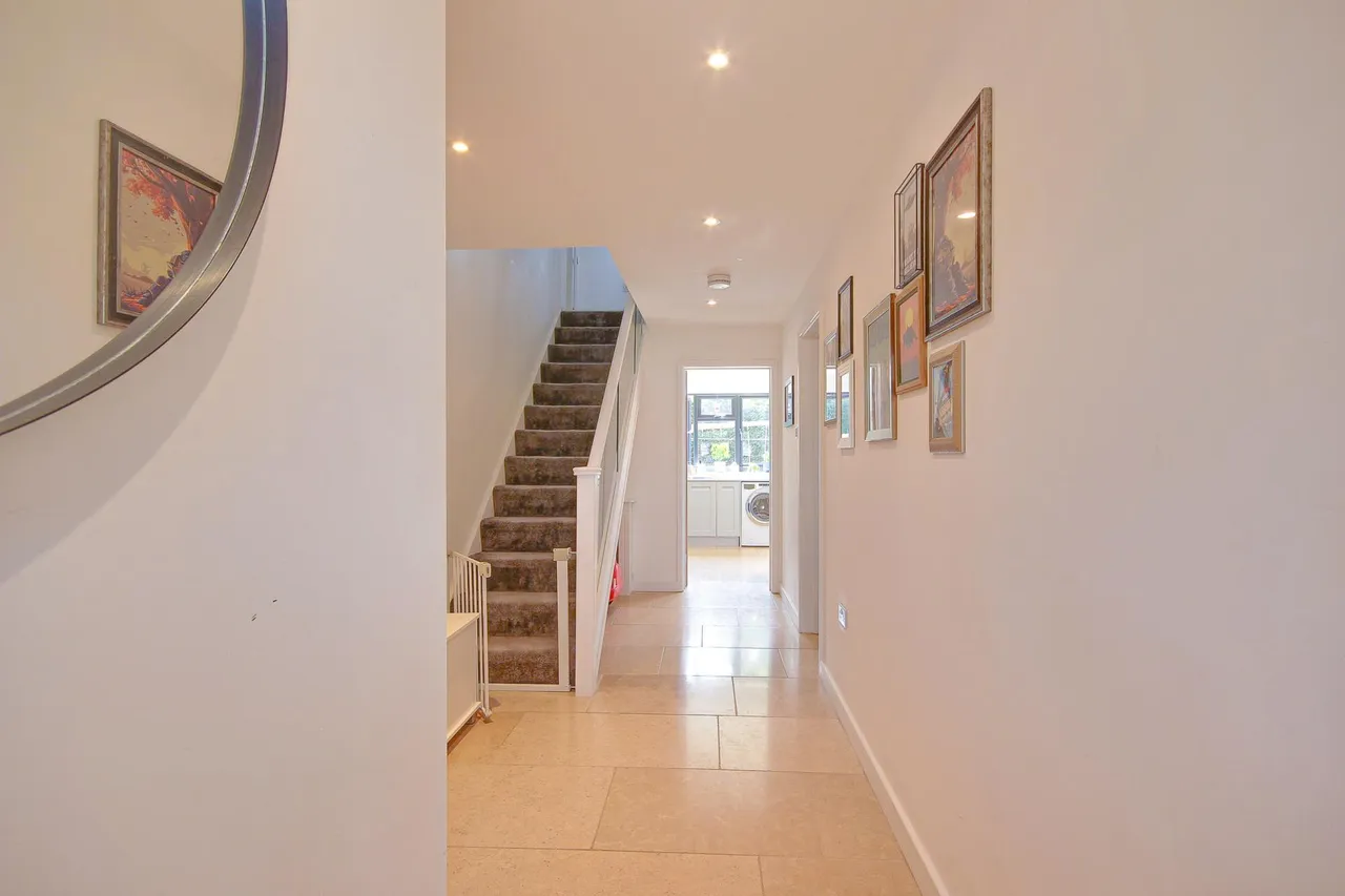 Elmgrove Estate, Hardwicke, Gloucester, GL2, photo 2