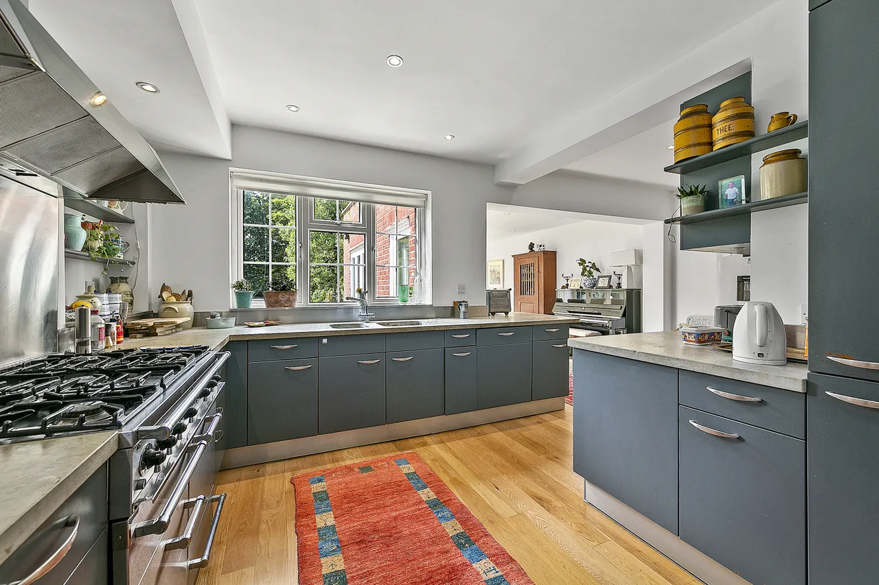 Roedean Crescent, Putney, SW15, photo 12