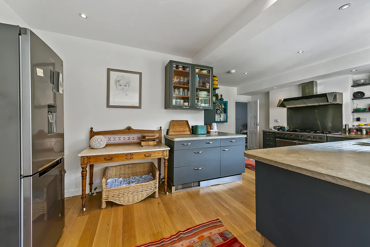 Roedean Crescent, Putney, SW15, photo 29