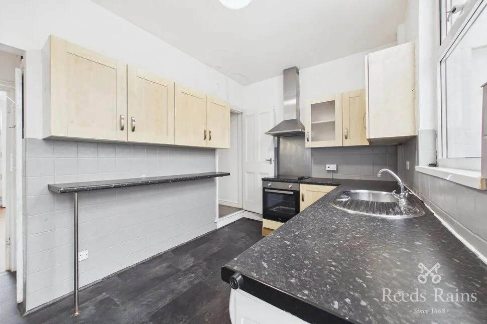 Manor Road, Wakefield, WF2, photo 10