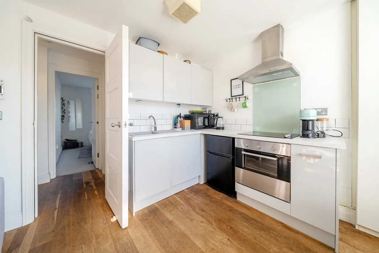 Wendell Road, Hammersmith, W12, photo 4