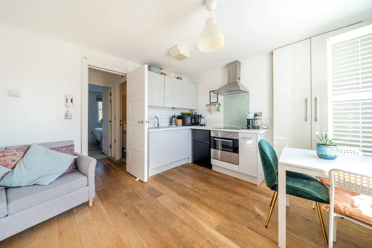 Wendell Road, Hammersmith, W12, photo 6