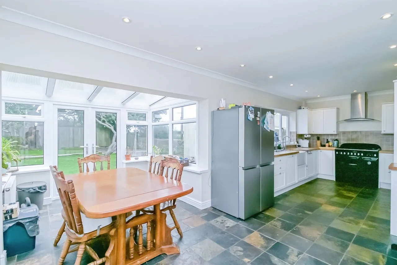 Broughton Road, Cowbridge, CF71, photo 7