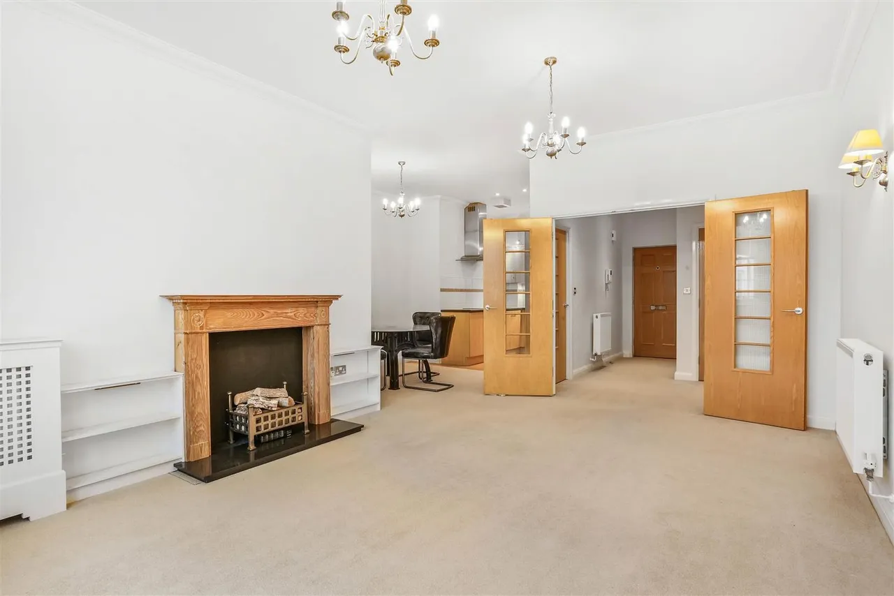 41-58 The Tracery, Banstead, Surrey, SM7 3DD, photo 7