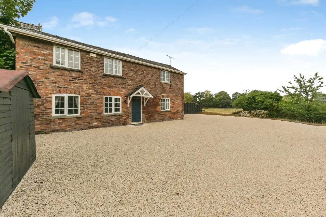 2 bed house for sale — Knutsford Road, Mobberley, Knutsford, Cheshire, WA16
