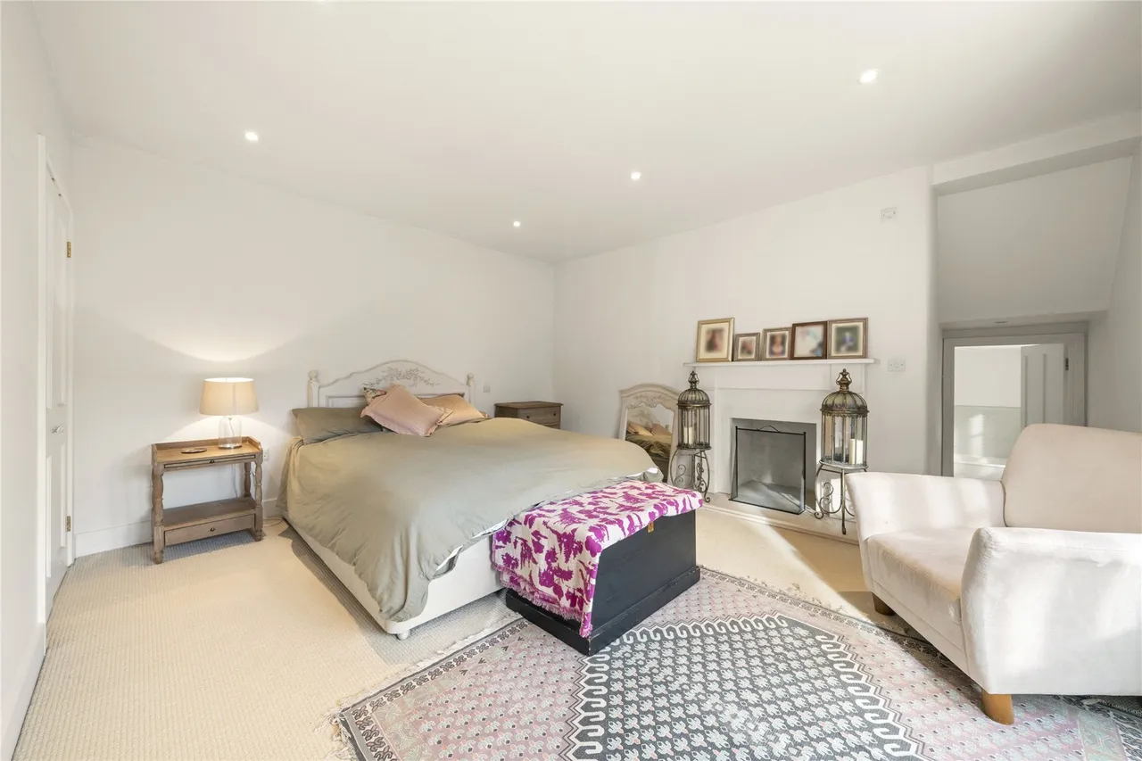 Sutton Park, Sutton Green, Guildford, Surrey, GU4, photo 10