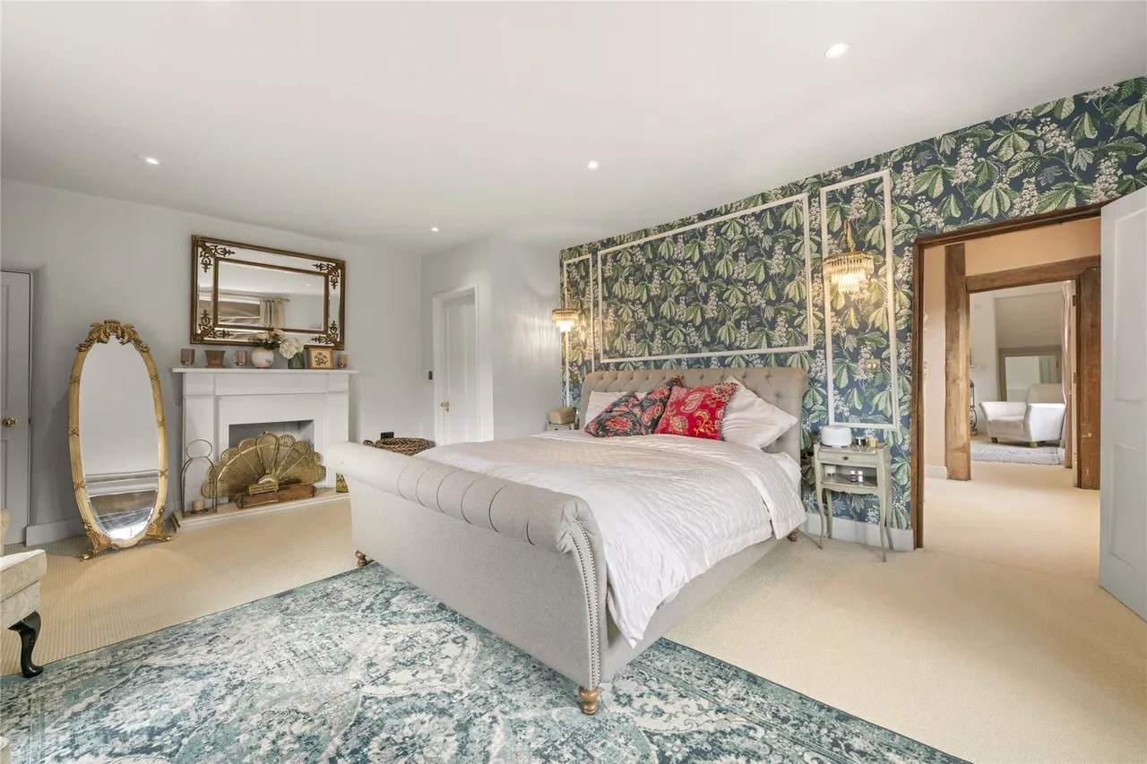 Sutton Park, Sutton Green, Guildford, Surrey, GU4, photo 8